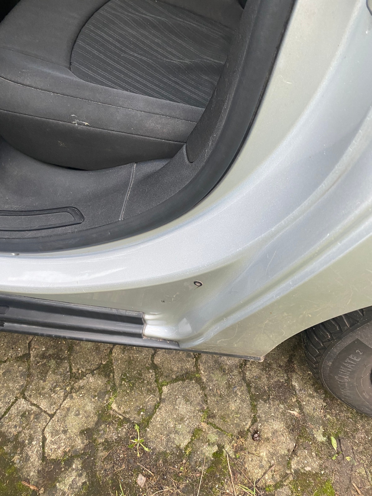 Mercedes E 200 til salg hos Nabilli