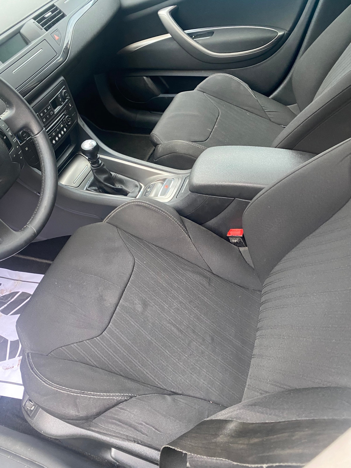 Mercedes E 200 til salg hos Nabilli