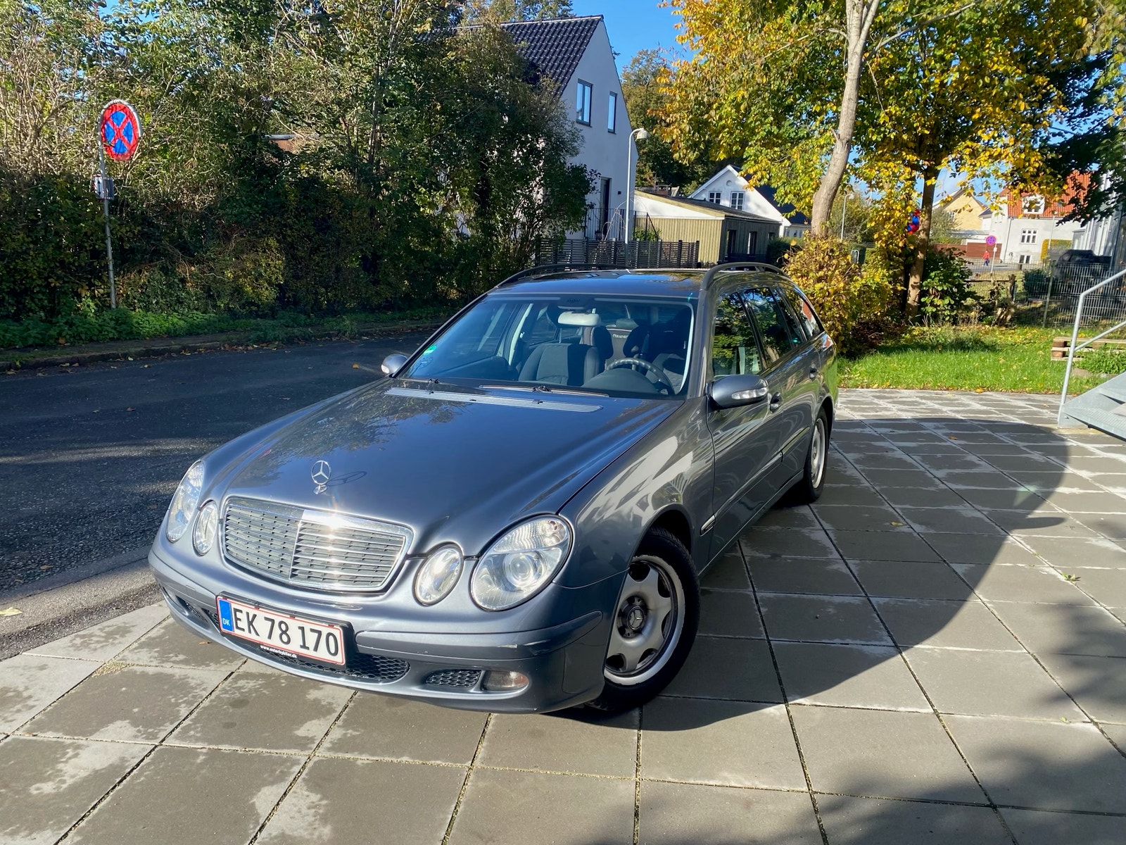Mercedes E 200 til salg hos Nabilli