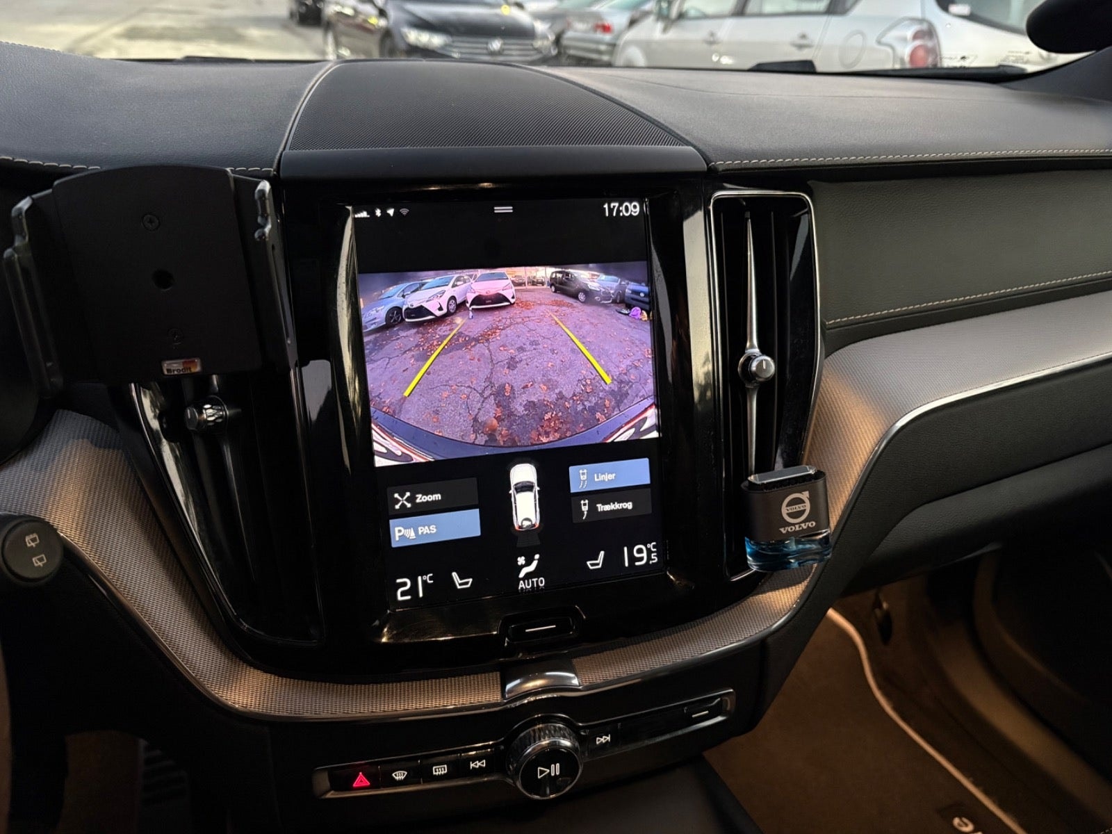 Volvo XC60 til salg hos Nabilli