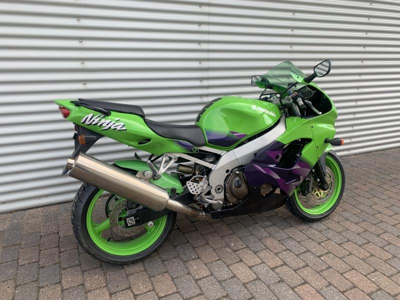 こう Til salg: Kawasaki ZX9R - 1999 | DBA.dk