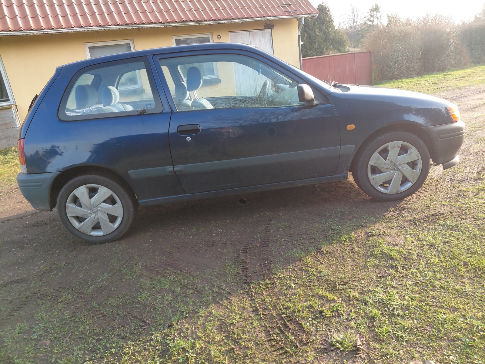 Toyota Starlet til salg hos Nabilli