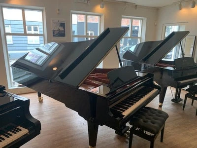 Forsidebillede til butikken Pianoværkstedet Mattsson & McGehee A/S