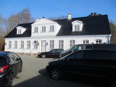 Forsidebillede til butikken Ostenfeld Biler ApS