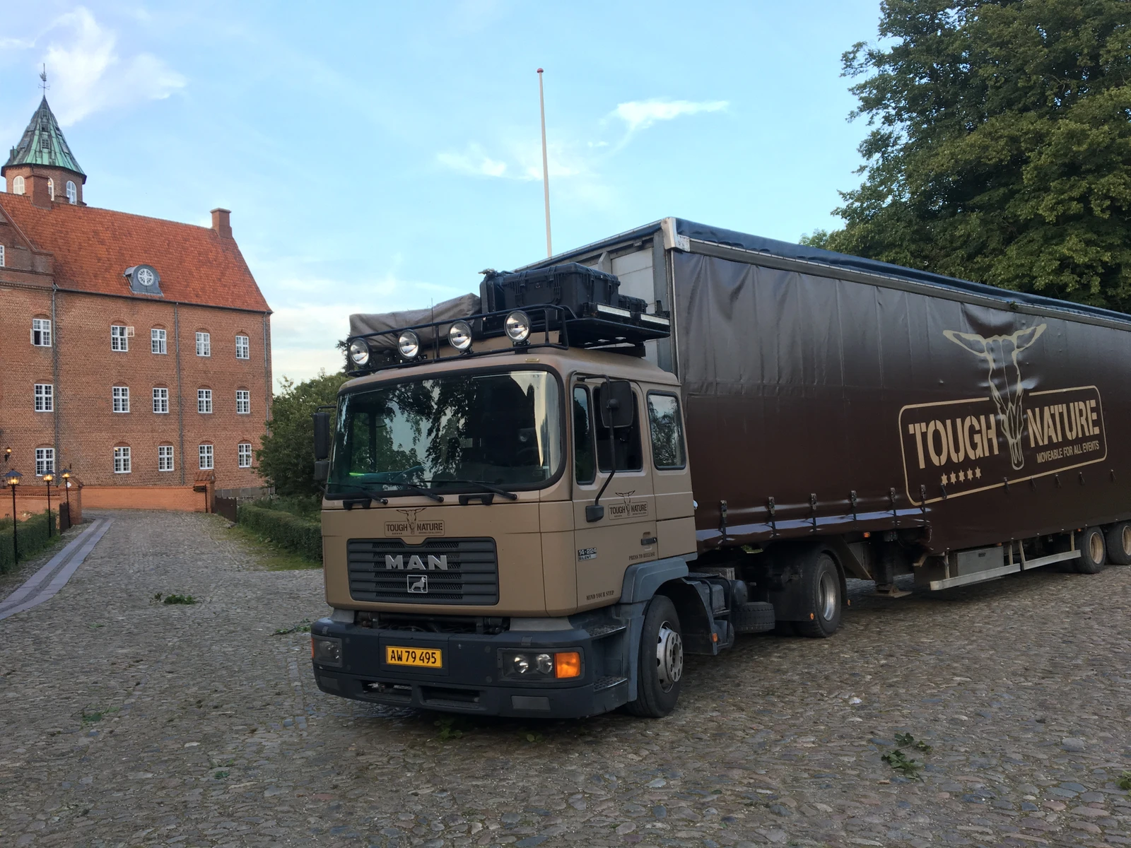 Forsidebillede til butikken Tough Nature ApS