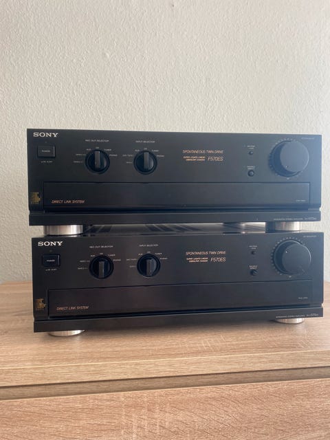 Sony tá-f570es - integreret stereo forstærker - 2 stk  			