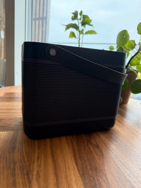 Bang &amp; olufsen beolit 15 – kraftfuld og stilren bluetooth-højtaler  			