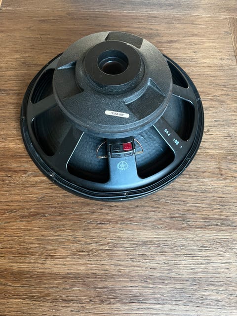 jbl 136