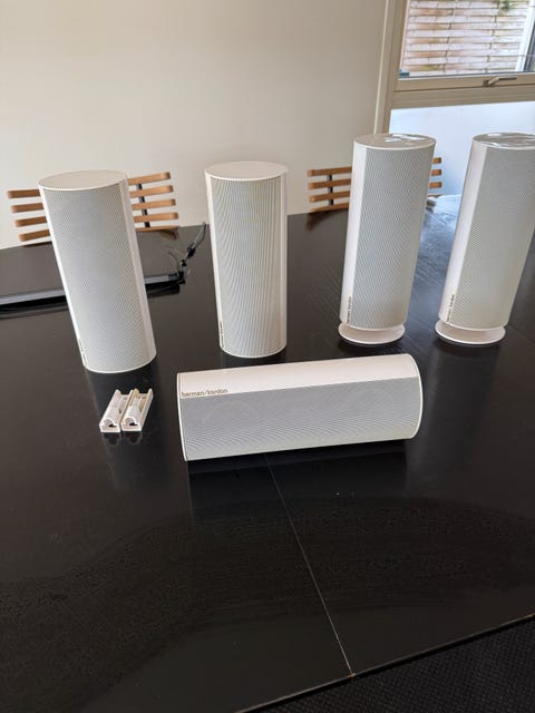 Harman kardon 5.1 surroundhøjttalere og denon avr-s650h  			