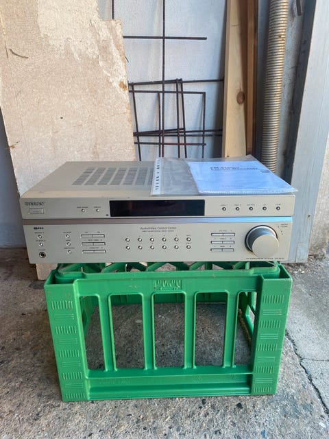 Sony audio/video control center str-de 197  			