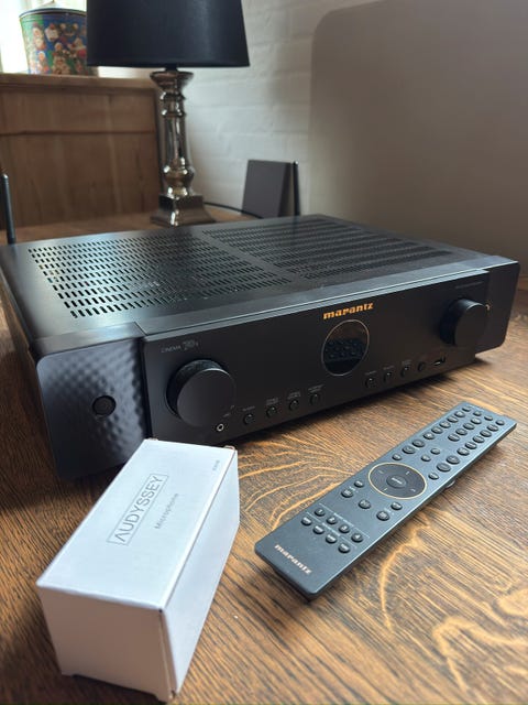 Marantz cinema70s - tændt i få timer  			