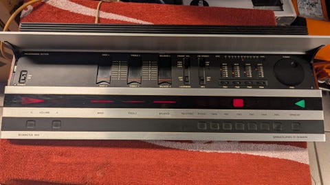 Beomaster 1900 radio med mahogni sider  			