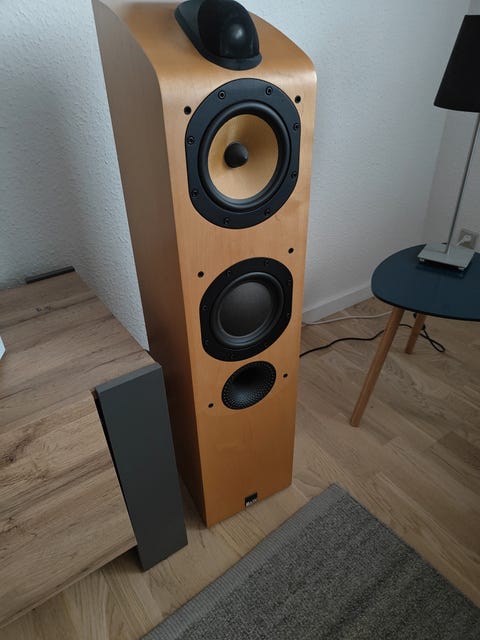 bw 704