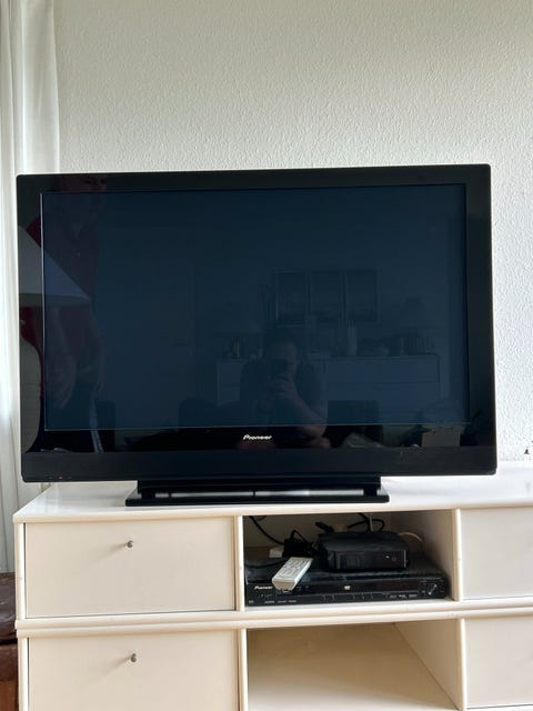 Pioneer 42 plasma sælges  			