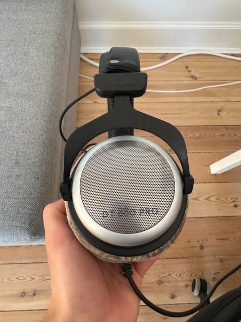 Beyerdynamic dt 880 pro  			