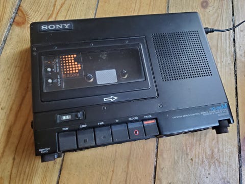 Sony tc-d5m sjælden cassette-corder / radio.  			