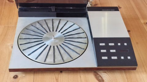 bang olufsen beogram 8000