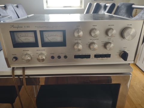 accuphase e - 202