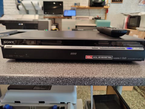 Sony dvd recorder rdr-hxd870  			