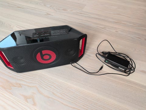 Beats by dr. dre portable beat box  			