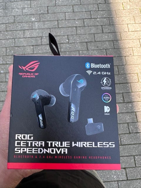 Asus rog wireless gaming earbuds  			