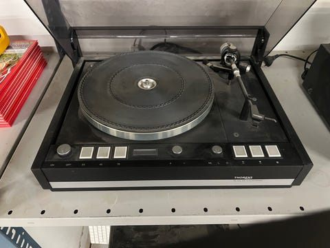 Thorens td 126 mk iii electronic.  			