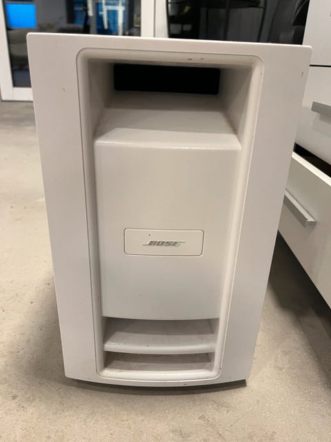 Bose ps48 iii powered speaker system – kraftfuld subwoofer til hjemmebiografen  			