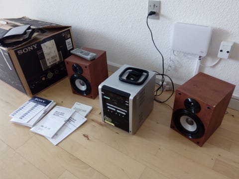 Sony cmt-dv2d micro hifi system med dvd-afspiller – god stand!  			