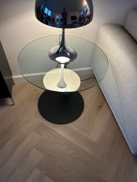 Rundt bord med glasplade | Til salg | DBA