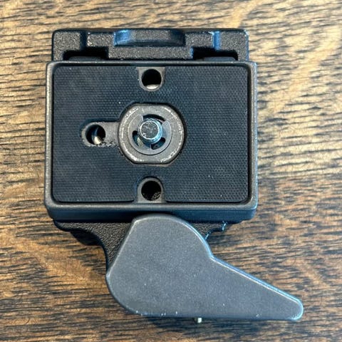 Original Contax P5 battery holder / handgrip for 167MT runs on 4x