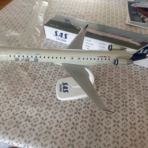 SAS CRJ-900 fly model | DBA