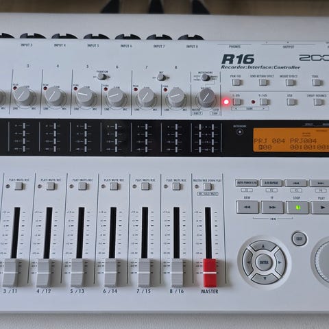 Zoom MultiTrak R4 | DBA