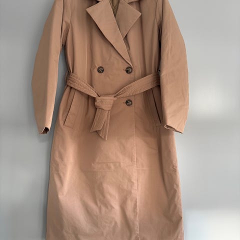 Calvin Klein trenchcoat i patent og uld | DBA