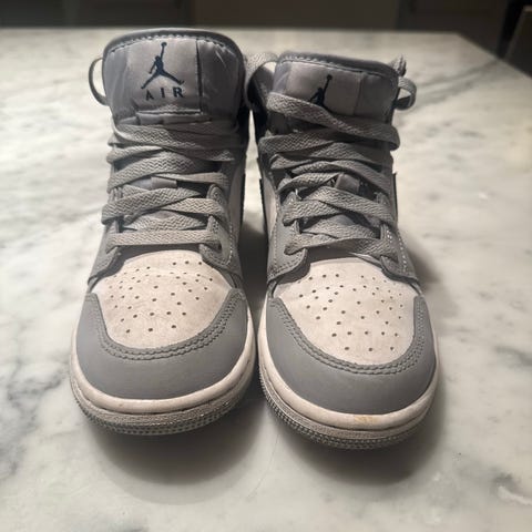 Nike Air Jordan børnesko str. 36,5 sort, mørkegrå og hvid | DBA