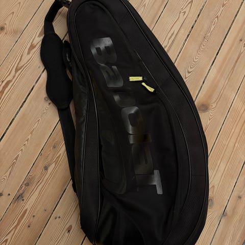 Babolat tennisbag rød, sort og hvid | DBA