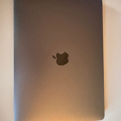 MacBook Pro M1 Max 64GB RAM / 1TB – perfekt stand – 10.000 kr (FAST ...