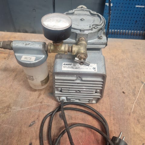 Vacum pumpe. Kmo | DBA