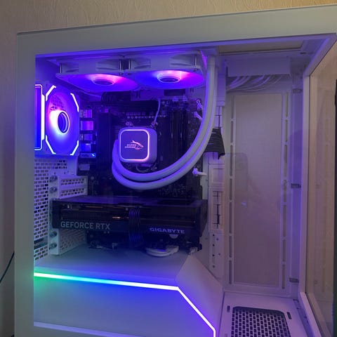 Gaming PC: RTX 5070, Intel Core Ultra 7 265KF, 32 GB DDR5, 1 TB NVMe | DBA