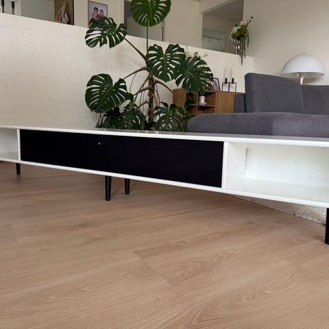 UNNU hifi møbel | DBA