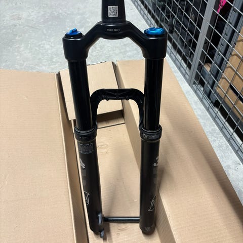 Fox 36 Performance Float 29 160mm forgaffel. Ny dæmper | DBA