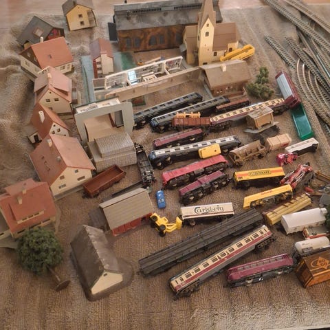 Märklin H0 modeltog samling med skinner, vogne og tilbehør | DBA