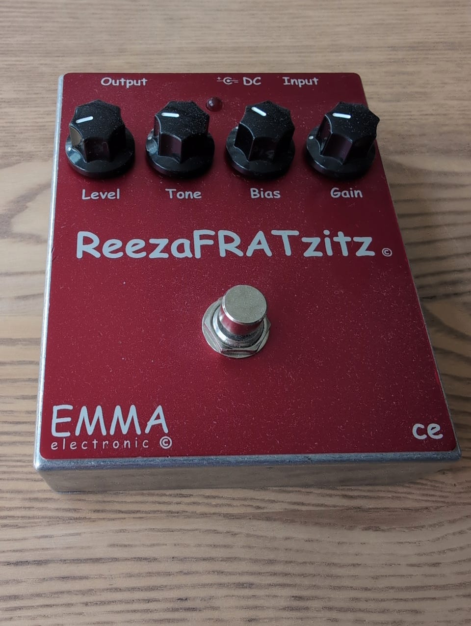 ギター emma electronic ReezaFRATzitzII Emma Reezafratzitz II - YouTube
