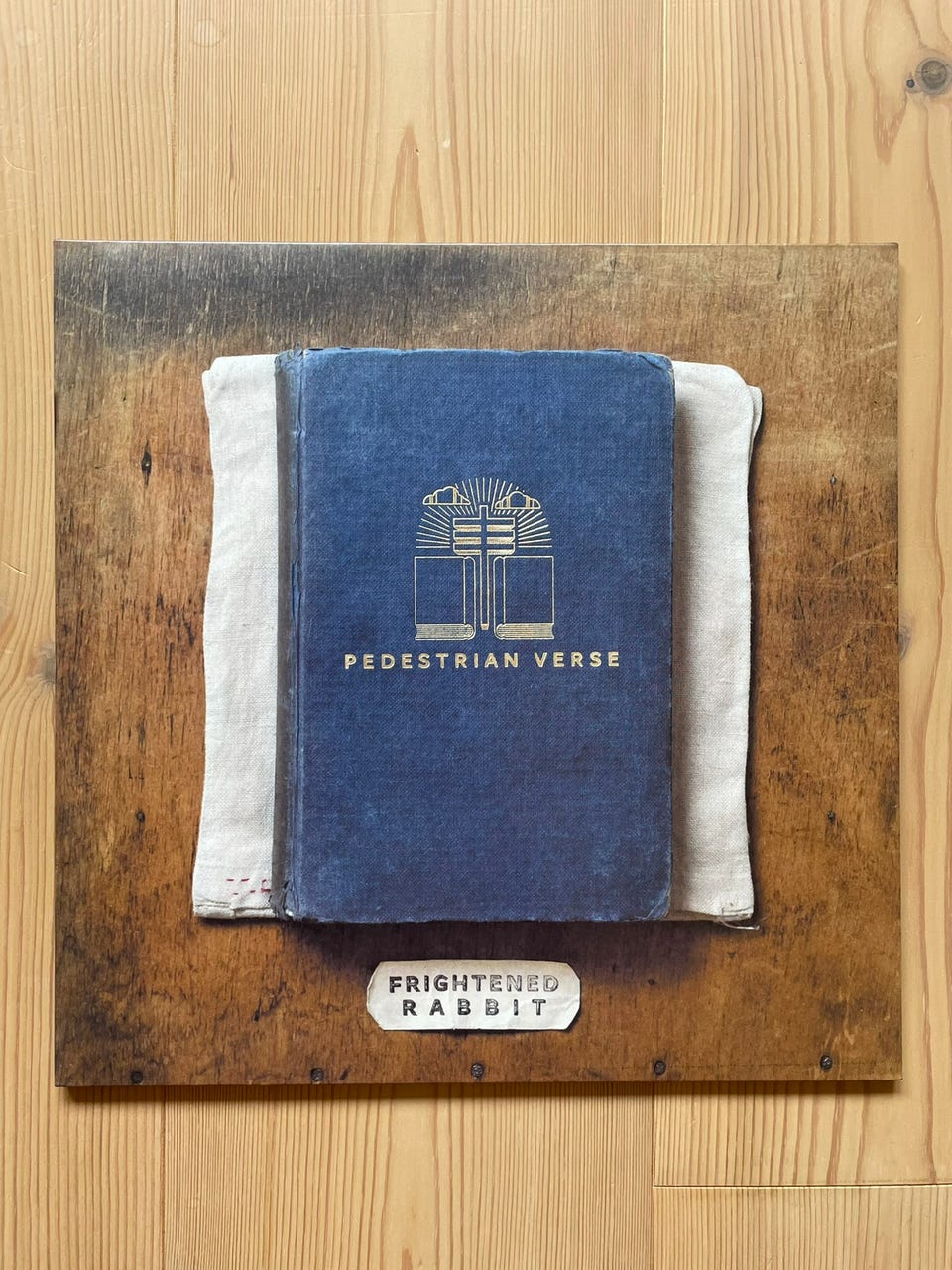 Frightened Rabbit - Pedestrian Verse | DBA