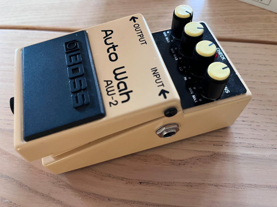 Adorador】BOSS Auto Wah AW-2 Boss AW-2 Auto Wah - Pedal on