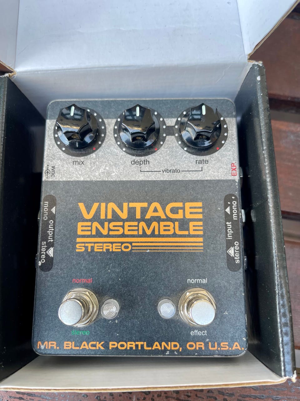 ギター Mr. Black Vintage Ensemble Stereo Mr. Black - Stereo Vintage Ensemble – LEP INTERNATIONAL
