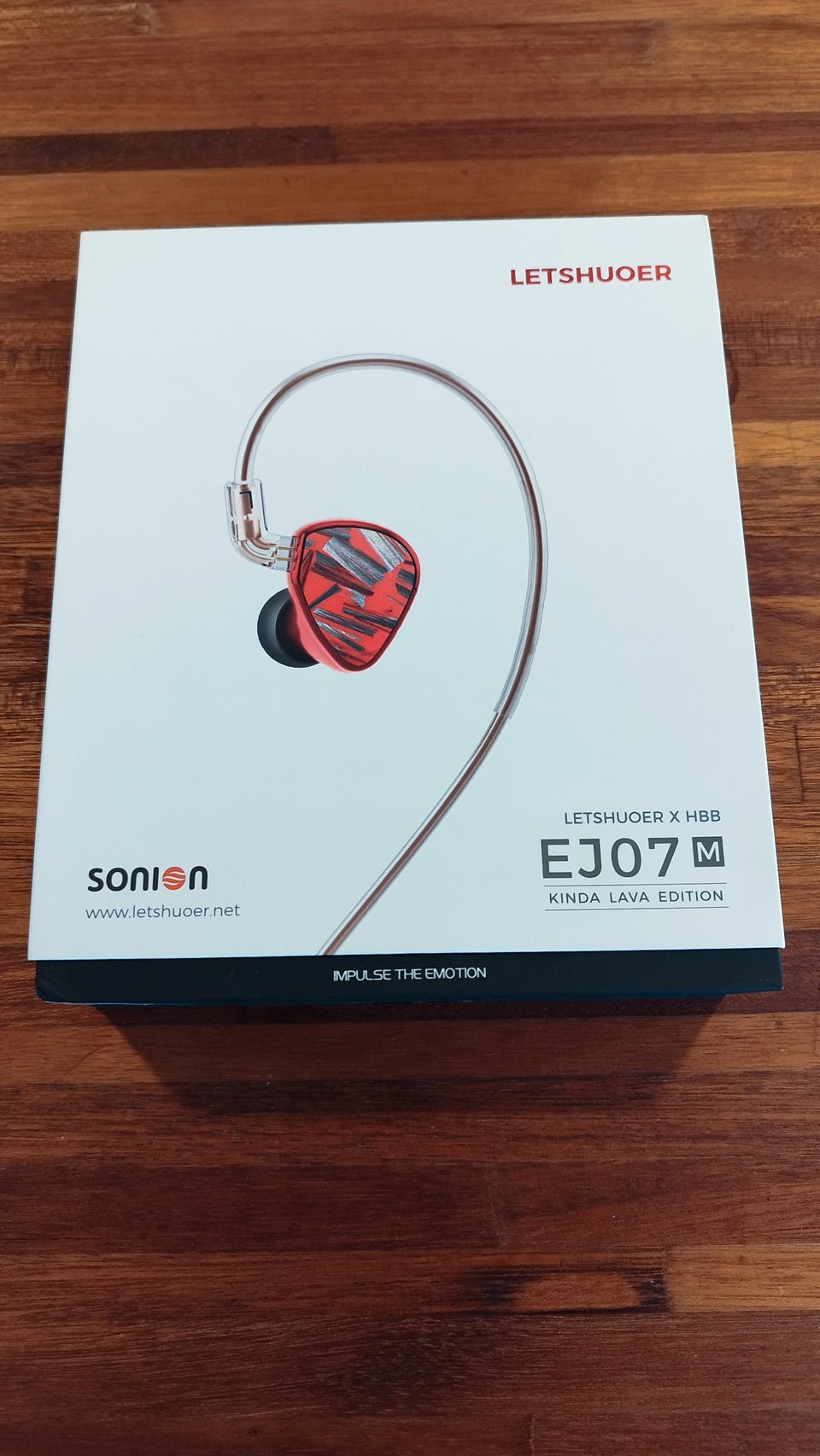 イヤホン LETSHUOER x HBB EJ07M Kinda Lava Edition Shuoer X HBB EJ07M Lava Edition: Limited Edition Tribrid IEMs