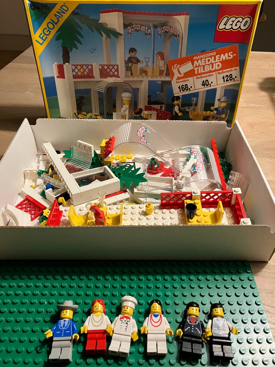 Lego 6376 Breezeway Café DBA