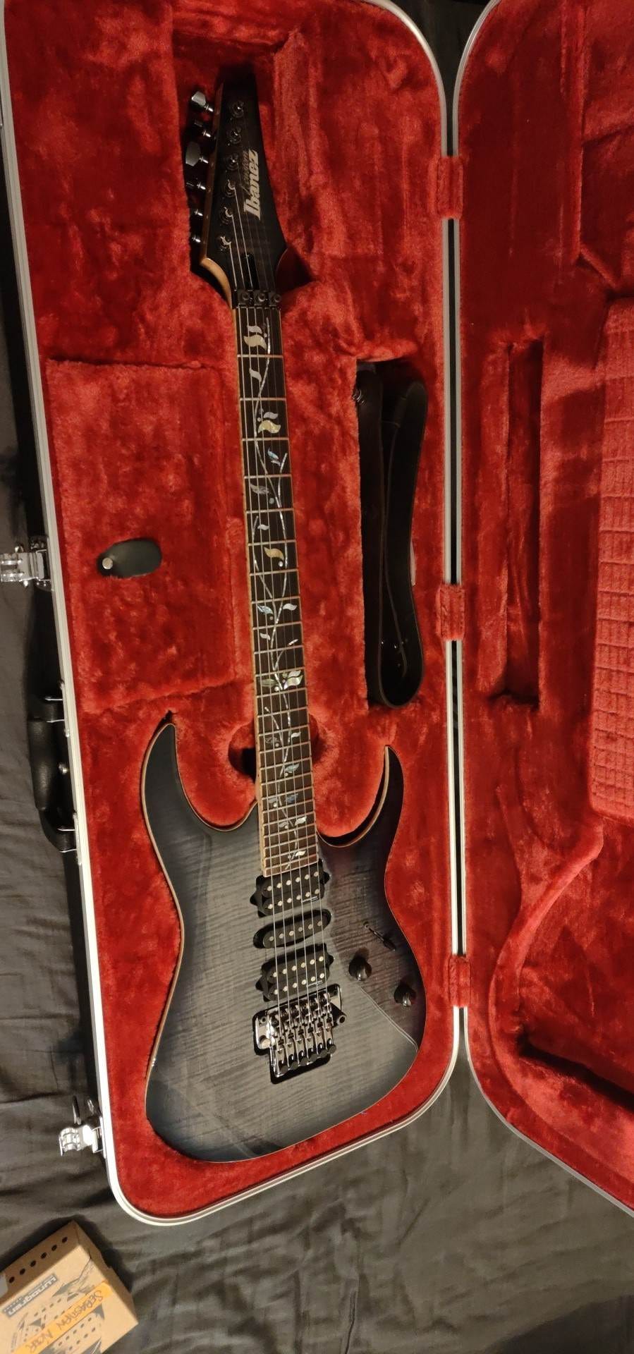 Ibanez J. Custom RG8570Z-BRE | DBA