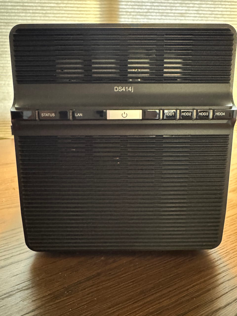 Synology NAS DS414J med original emballage og 500GB HDD | DBA