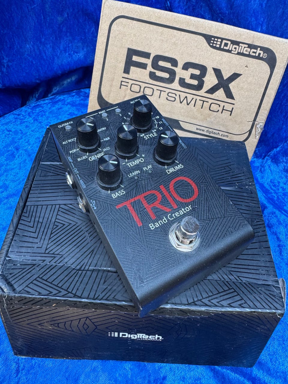 DigiTech TRIO Band Creator guitar pedal med FS3X footswitch | DBA